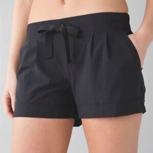 Lululemon Spring Break Away Shorts